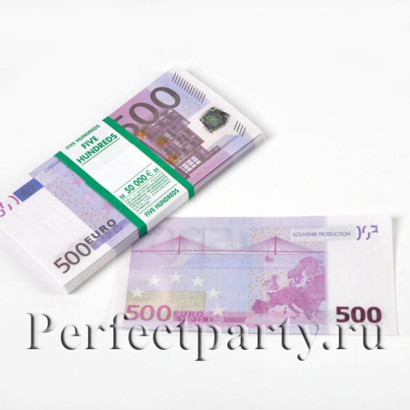 Пачка денег евро.  500 евро