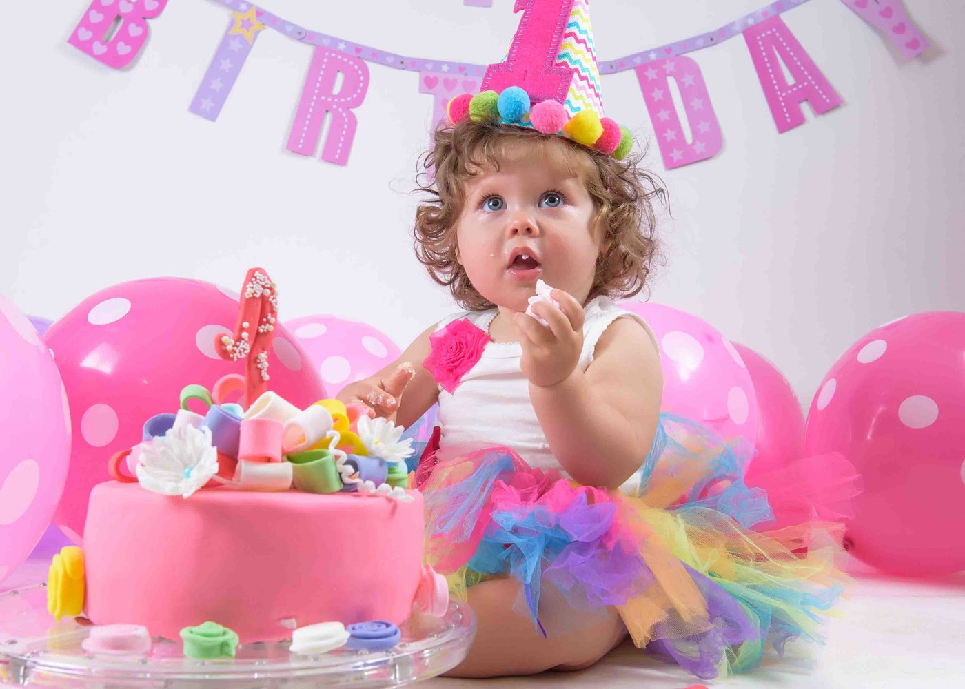 Как украсить первый день рождения